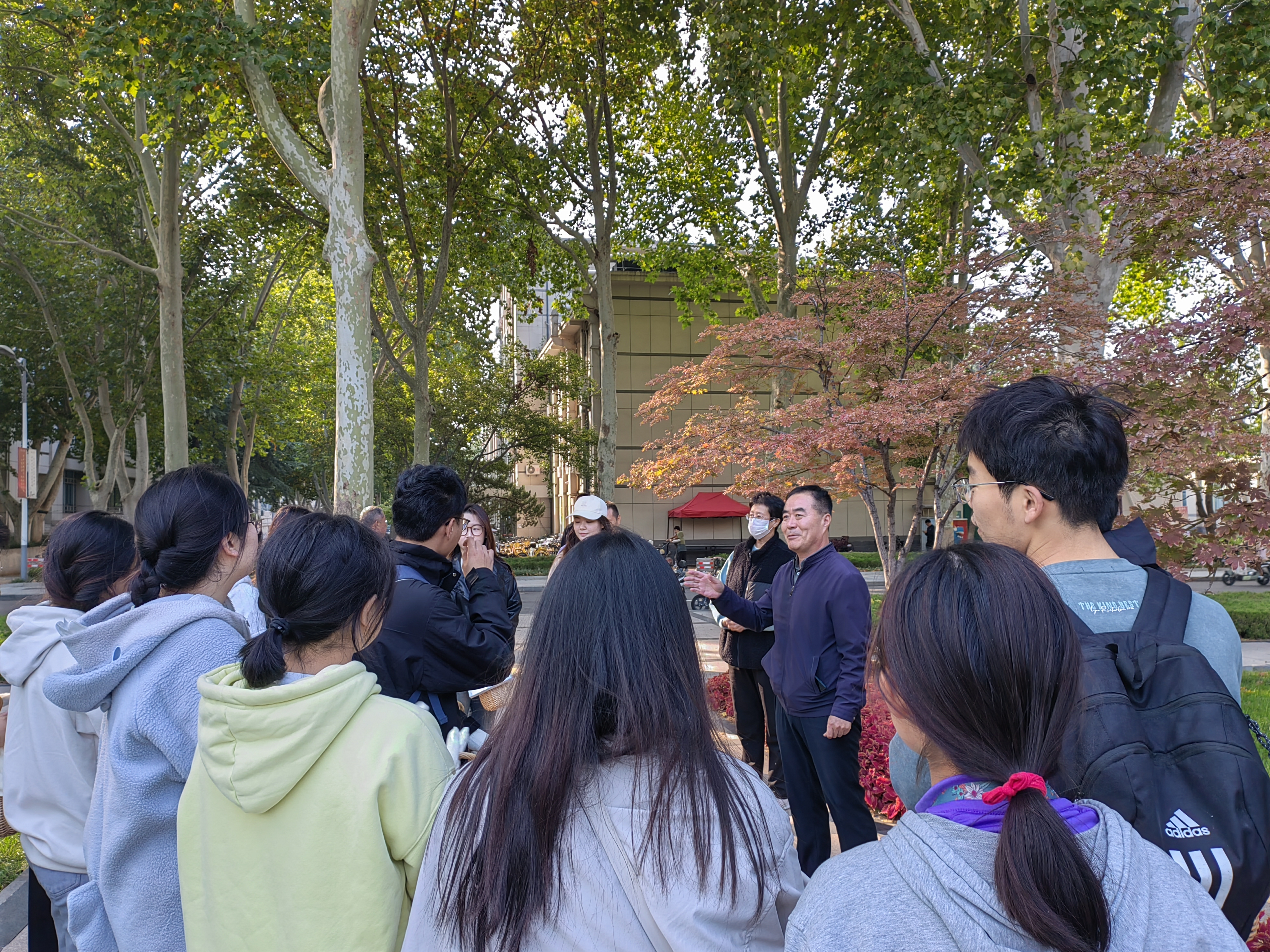 1761035870796091286.jpg 1.jpg